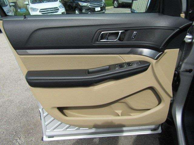 2017 Ford Explorer AWD 4dr SUV